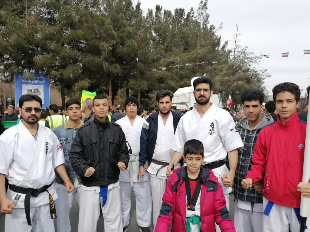 حضور بی نظیر دهه هشتادی ها در جشن انقلاب