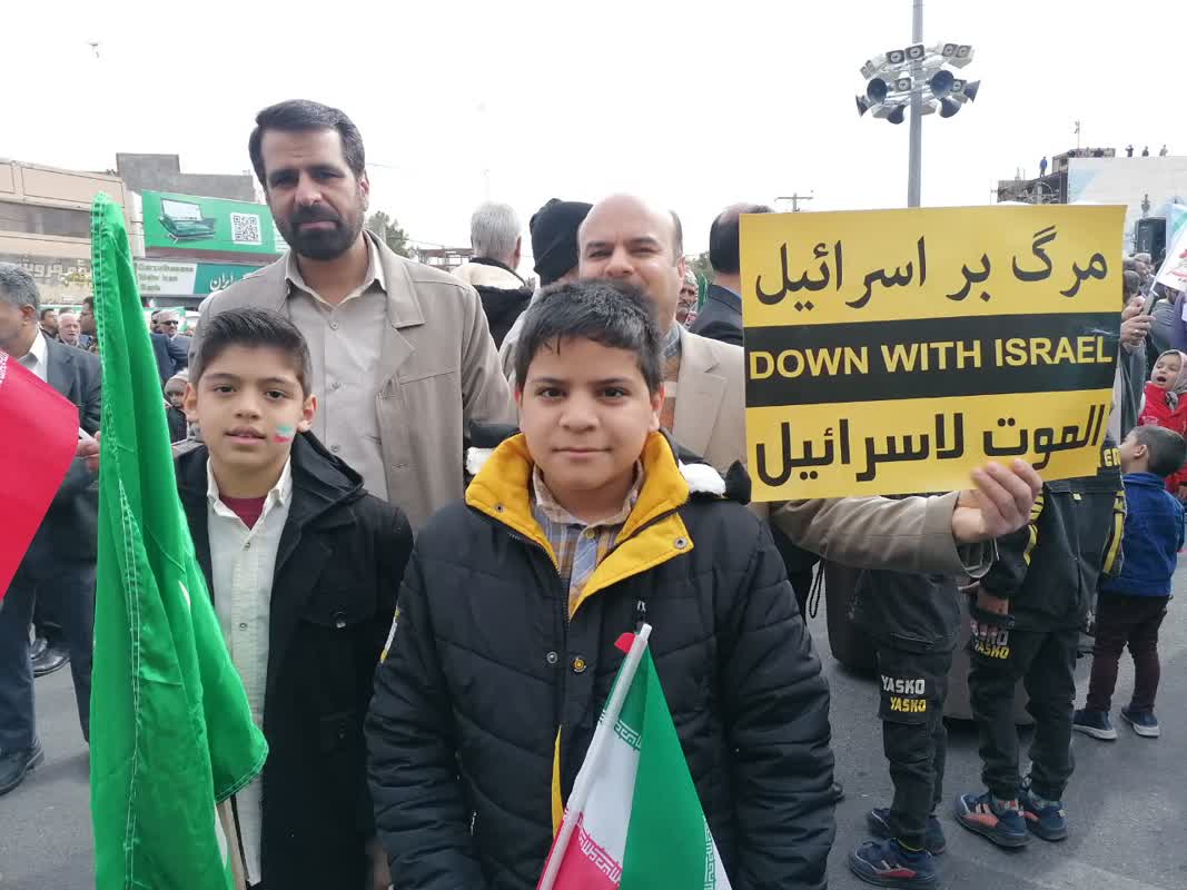 حضور بی نظیر دهه هشتادی ها در جشن انقلاب