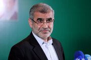 انقلاب اسلامی با شعار دفاع از مظلوم، شرافت مداری و خداباوری تشکیل شد