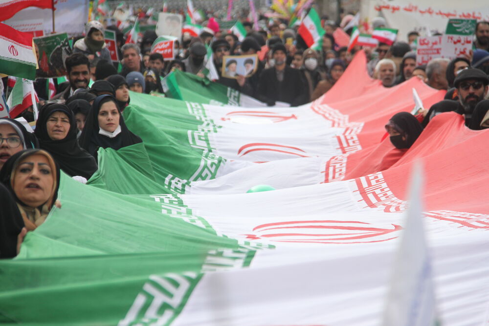 و اینجا البرز، جشن ۴۵ سالگی انقلاب اسلامی ایران است