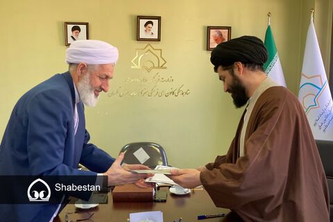 عکس| امضای تفاهم نامه همکاری کانون های مساجد استان با اداره کل کتابخانه های عمومی گلستان