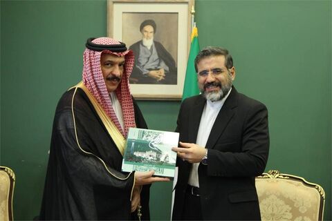 دیدار وزیر فرهنگ و ارشاد اسلامی با سفیر عربستان