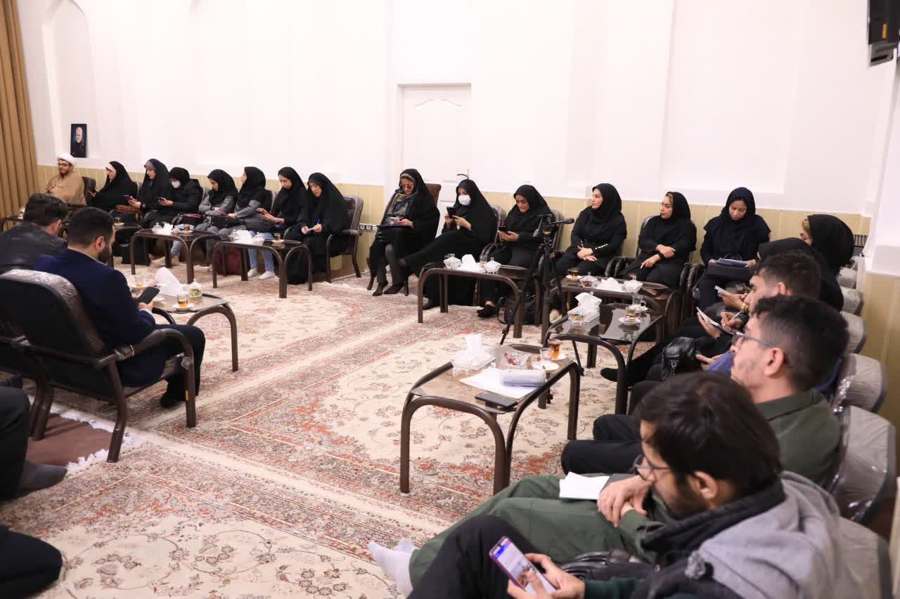 گفتن حقایق مربوط به اسلام و امت اسلامی جهاد است