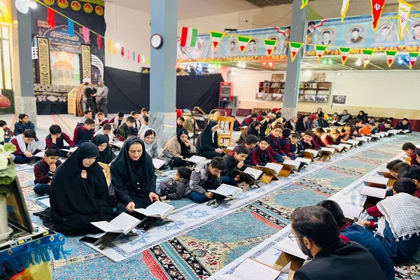 برگزاری محفل قرآنی طرح شهید محمودی ملایر در مسجد فاطمیه ملایر