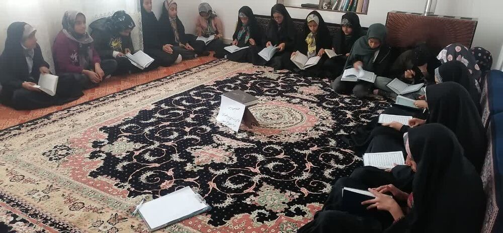 این خانواده یکصد حافظ قرآن تربیت کرده است/ چهرقان نمونه موفق روستای قرآنی