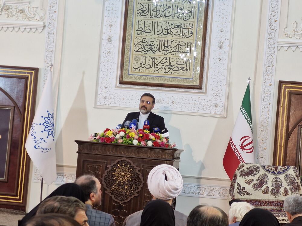 مفسری خطیب و عالمی با عمل، که ما به تجلیل او نیاز داریم