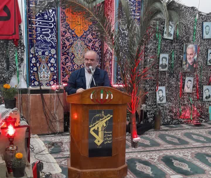 باید در گام دوم انقلاب با صلابت بیشتری گام برداریم