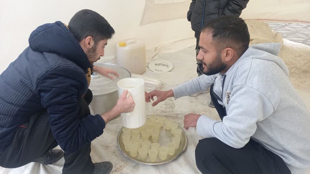 از برپایی ایستگاه صلواتی تا اجرای تئاتر در مسجد قمربنی هاشم (ع) گیلانغرب