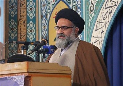 توصیه های آیت الله حسینی به مسئولان انتخابات، کاندیداها و طرفداران/دخالت در عزل و نصب‌ها وظیفه نماینده نیست