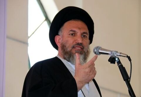 حضور مردم در خیابان پشتوانه جبهه‌ها، مایه دلگرمی رزمندگان و نشانه بیداری، ایمان و بصیرت جامعه است