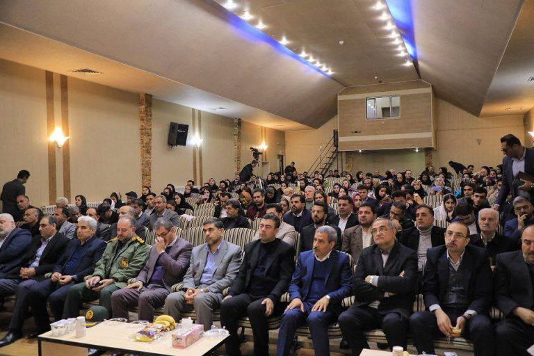 ۱۵ سری جهیزیه به مددجویان تحت پوشش بهزیستی کردستان اهدا شد