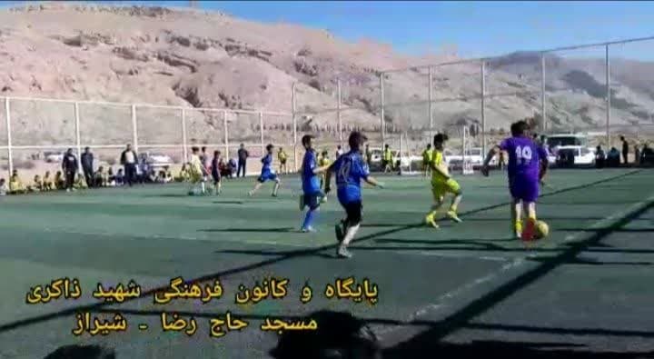 بچهها در این مسجد راه و رسم زندگی را یاد میگیرند