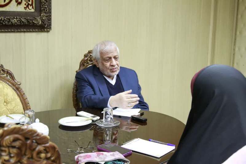 نماینده محافظهکار و اهل زدوبند دردی از مردم دوا نمیکند