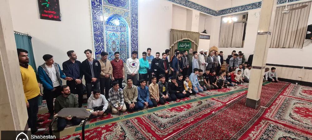 تربیت یافته مسجد؛ امروز به دنبال تربیت جوانانی انقلابی در این پایگاه دینی است