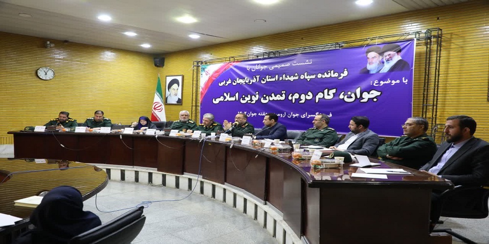 اعتماد به جوانان باید در اولویت مسئولان باشد