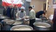 توزیع ۳ هزار پرس اطعام مهدوی توسط موکب قمر بنی‌هاشم(ع) صومعه‌سرا