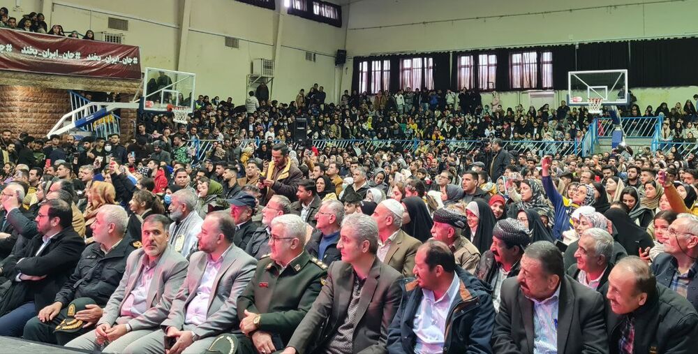 جشن بزرگ ایرانیان در سالن آزادی سنندج برگزار شد