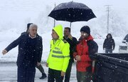آمادگی پلیس برای کمک به مردم گرفتار در برف/ از سفرهای غیر ضروری به گیلان اجتناب کنید