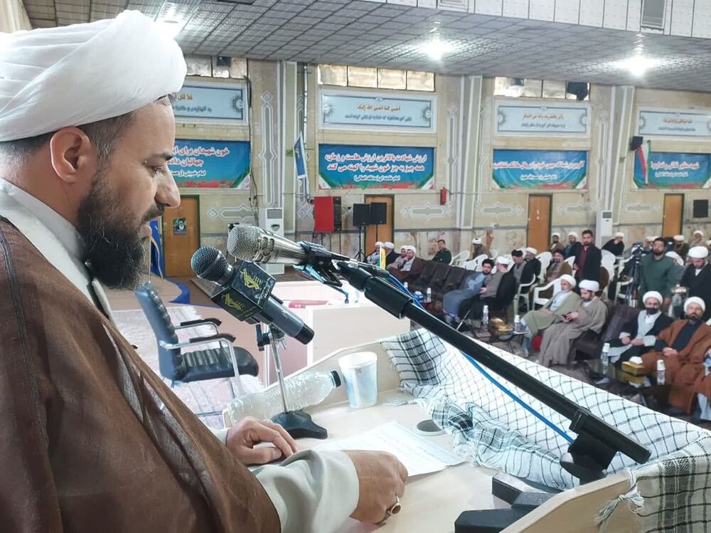 روحانیون موثر و یاوران شورای هماهنگی تبلیغات اسلامی کرمانشاه تجلیل شدند