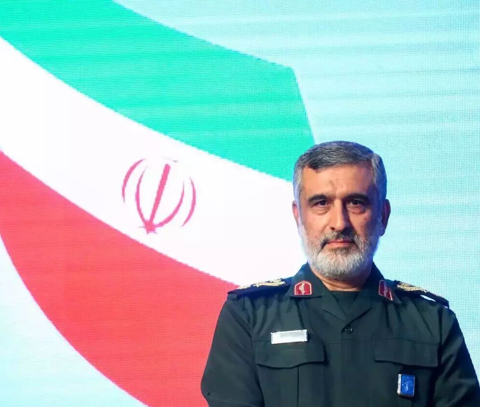 حضور باشکوه فرماندهان نیروهای مسلح در انتخابات