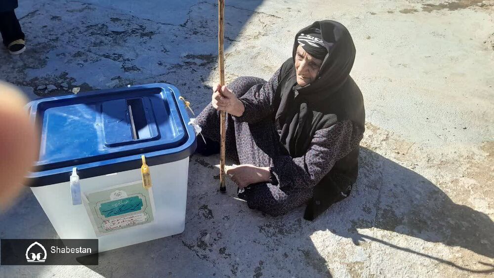 بر آن عهد که بستیم؛ هستیم