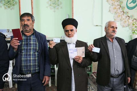 تقدیر مسئولان و شخصیتها از حضور آگاهانه و زمانشناسانه مردم در انتخابات