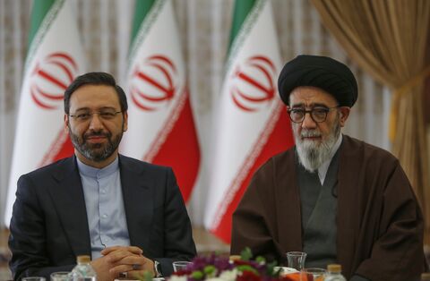 تقدیر مسئولان و شخصیتها از حضور آگاهانه و زمانشناسانه مردم در انتخابات