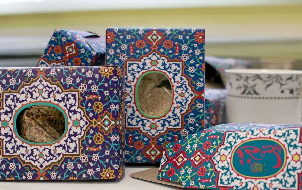 ۴۰۰ پک عبادی در طرح «دختر ماه» در کرمانشاه توزیع شد