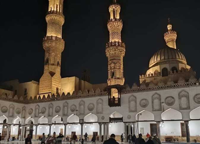 تزیین مناره‌های مسجد جامع الازهر برای ماه رمضان+عکس