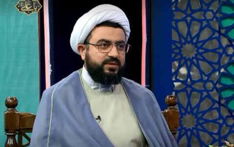 جوان امروز به فضای گفتگوی آزاد در مسجد نیاز دارد