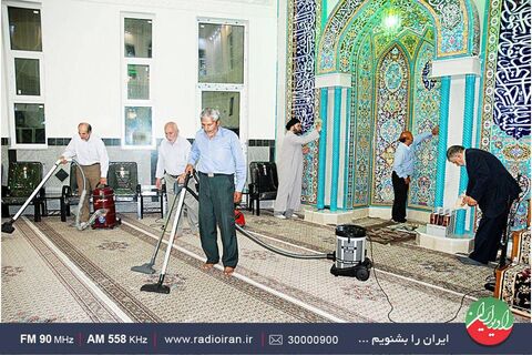 «به افق افتاب» رادیو ایران بهداشت در مساجد را بررسی می‌کند