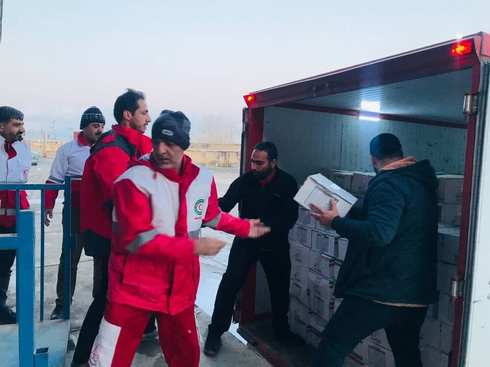 اعزام تیمهای عملیاتی هلال احمر استان به مناطق سیلزده سیستان و بلوچستان+تصاویر