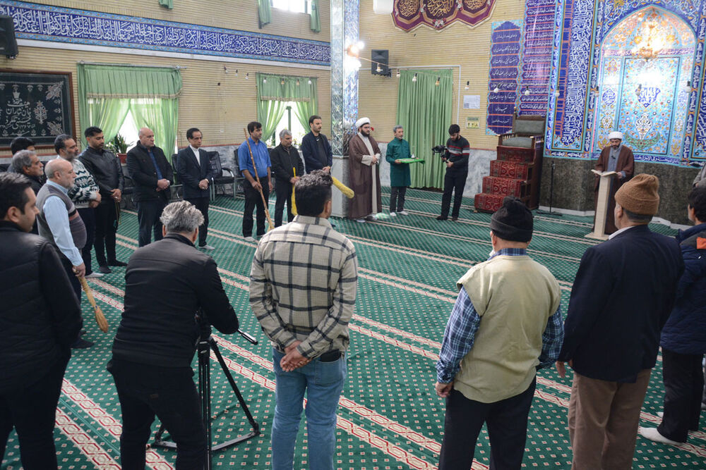 آغاز تکریم و غبارروبی مساجد خراسان