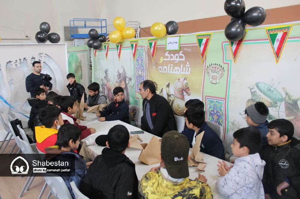 ضرورت ترویج شاهنامه در بین نسل نو؛ رستم‌های آینده را تربیت کنیم