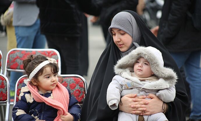 نخستین جشنواره تکریم دانشجویان مادر در دانشگاه تهران