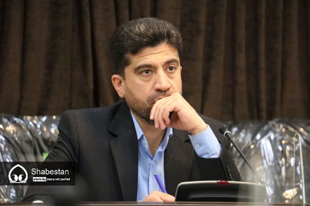 از اجرای سرود و نمایش و سفرههای افطاری؛ تا اسکان و راهنمای زائر