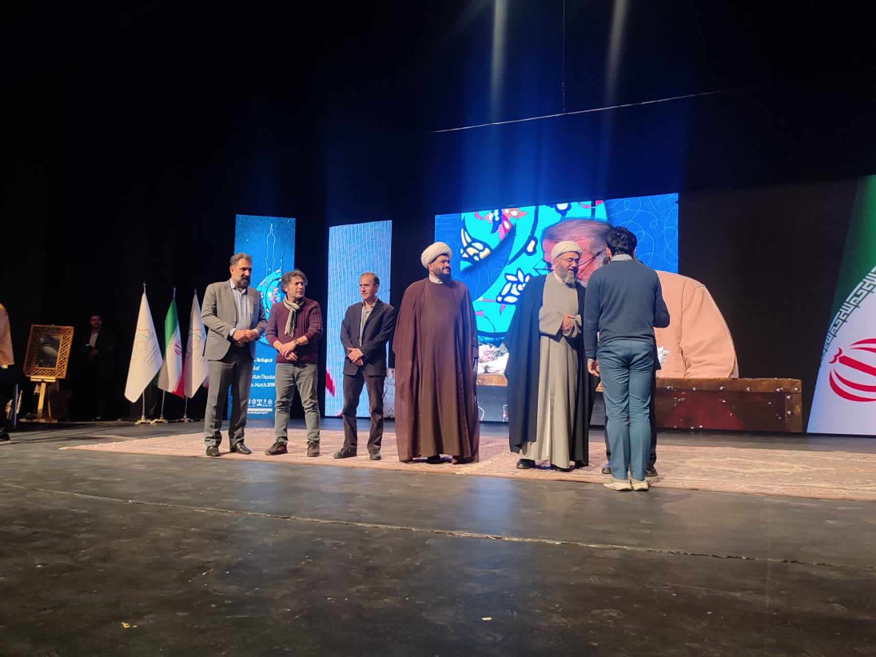 جشنواره تئاتر شبستان در ایستگاه پایانی/ سند تعالی هنر کانون‌های مساجد رونمایی شد
