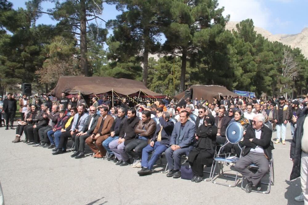 جشنواره آش‌های زمستانی در کرمانشاه برگزار شد