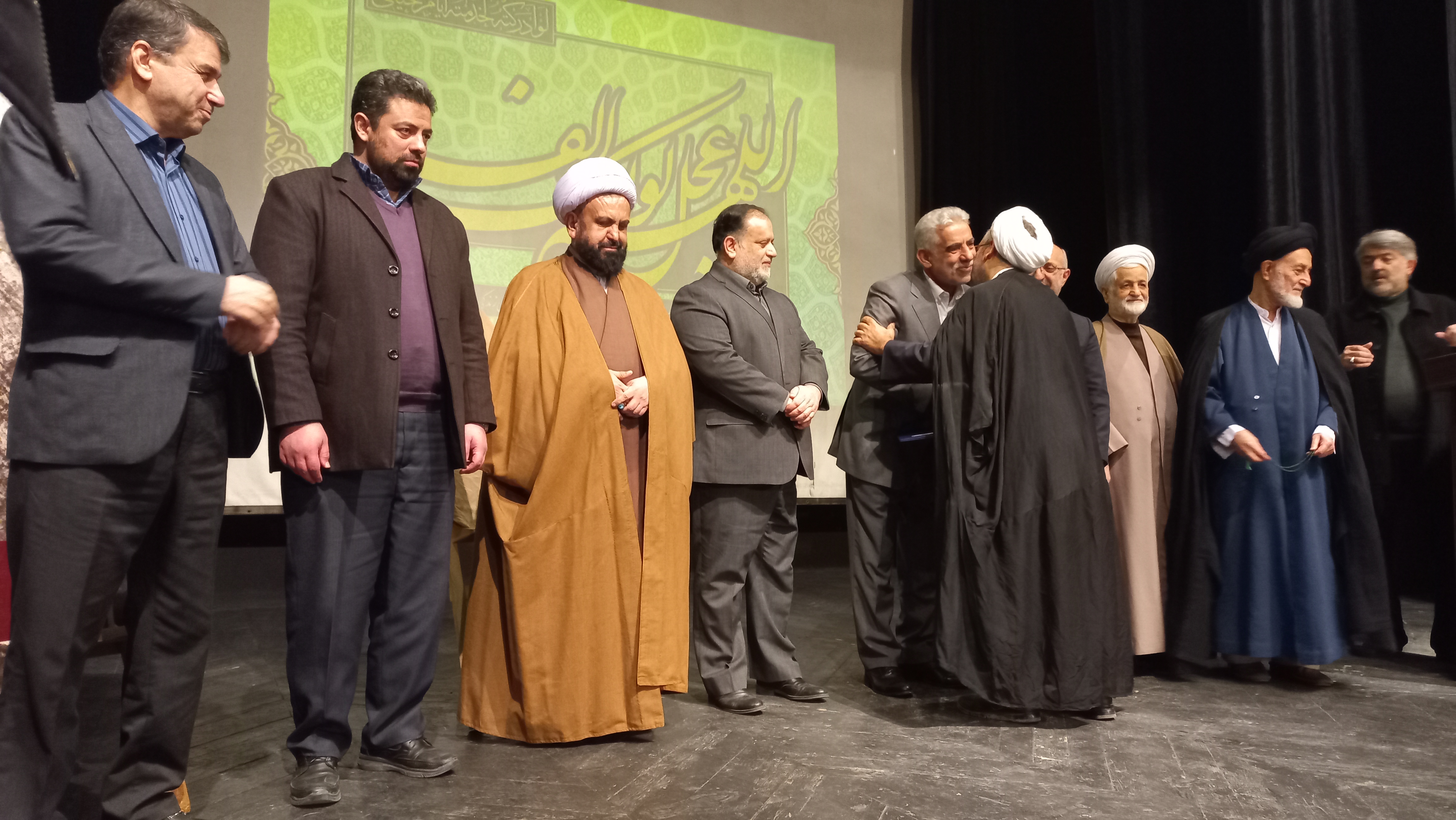 جامعه ایران اسلامی جامعهای برگرفته از مهدویت است