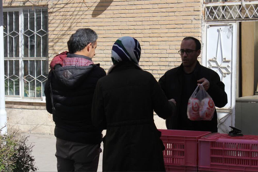 بستههای معیشتی ویژه ماه مبارک رمضان و نوروز در بین نیازمندان توزیع شد