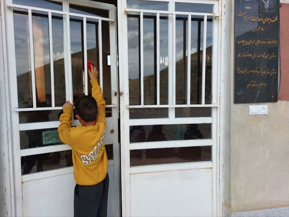 غباروبی و تنظیف مسجد علی ابن ابیطالب(ع) روستای جیحون آباد
