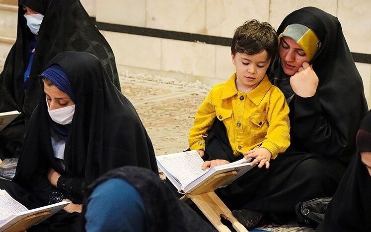 از برپایی افطاریهای ساده تا ختم دسته جمعی قرآن کریم در مساجد زنجان