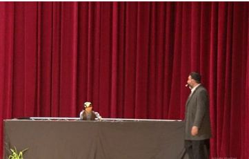 «حاجی وجدان»؛ نمایشی عروسکی که در مسجد پاگرفت