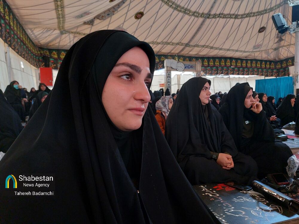 این جماعت، شفاگرفتهی عشق و دامنگیر بهشتاند