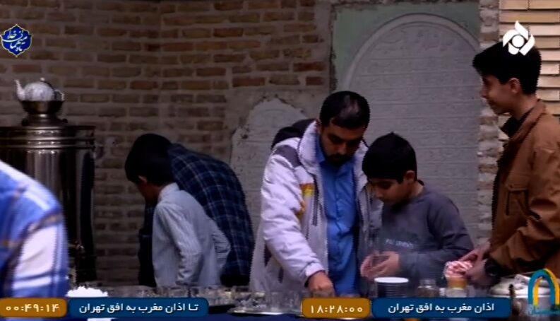 رمضان متفاوت مسجد صنیع‌الدیوان/ طلبه‌ای که مسجد را پاتوق تئاتری‌ها کرد