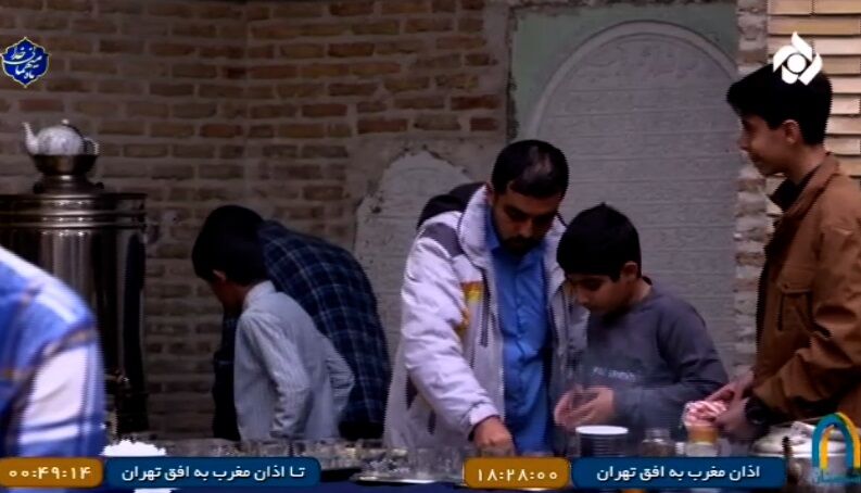 رمضان متفاوت مسجد صنیعالدیوان/ طلبهای که مسجد را پاتوق تئاتریها کرد