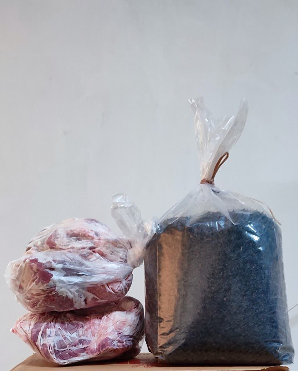 توزیع ۳۱ بسته معیشتی توسط کانون فرهنگی و هنری ثقلین رشت