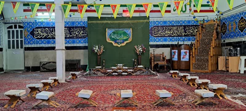 از شور و اشتیاق جزءخوانی قرآن تا بازیهای گروهی دانشآموزی در مسجد امیرالمومنین(ع)