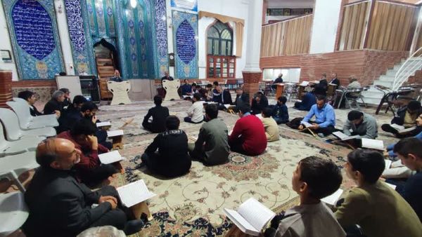 این کانون، مسجد را پایگاه قرآن برای بچهها کردهاست