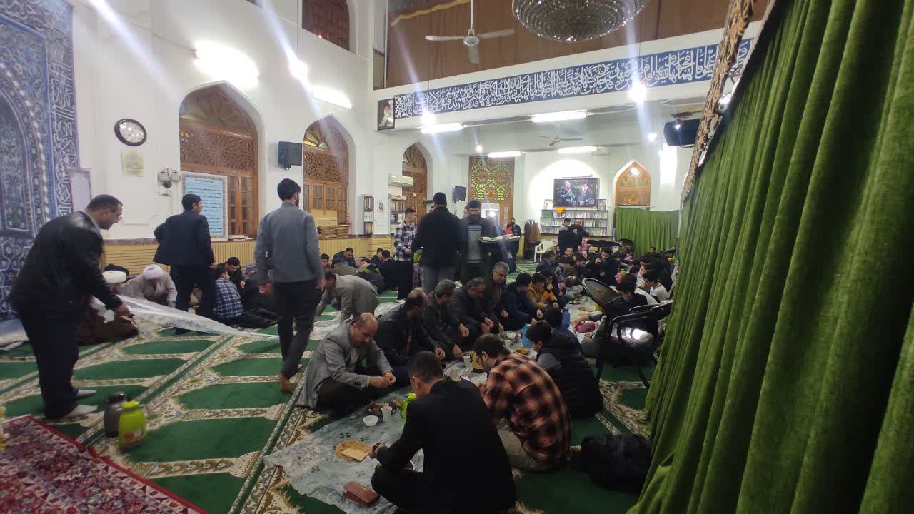 مهمانی روزه اولی های دانش آموز در آستانه اشرفیه 